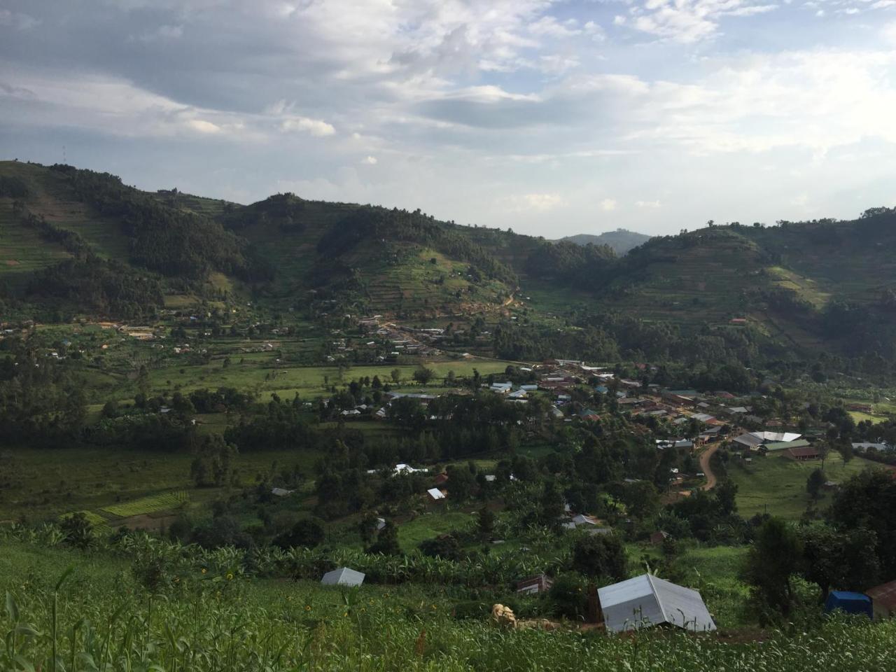 Vila Karungi Camp Rubuguli Exteriér fotografie